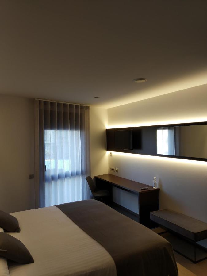 Hotel Olot Centre מראה חיצוני תמונה