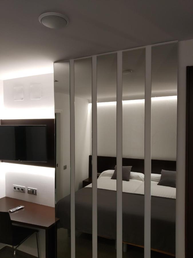 Hotel Olot Centre מראה חיצוני תמונה
