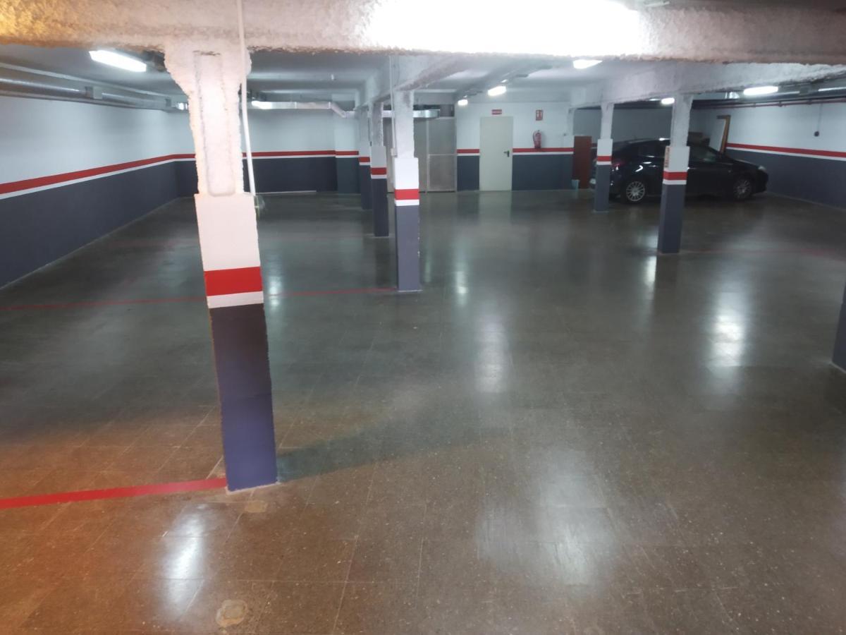 Hotel Olot Centre מראה חיצוני תמונה