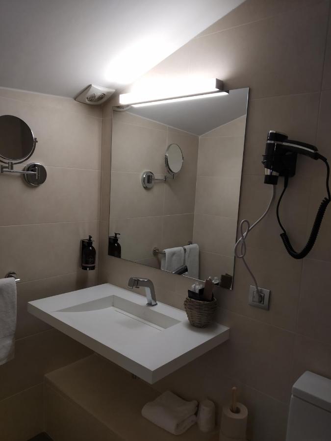 Hotel Olot Centre מראה חיצוני תמונה