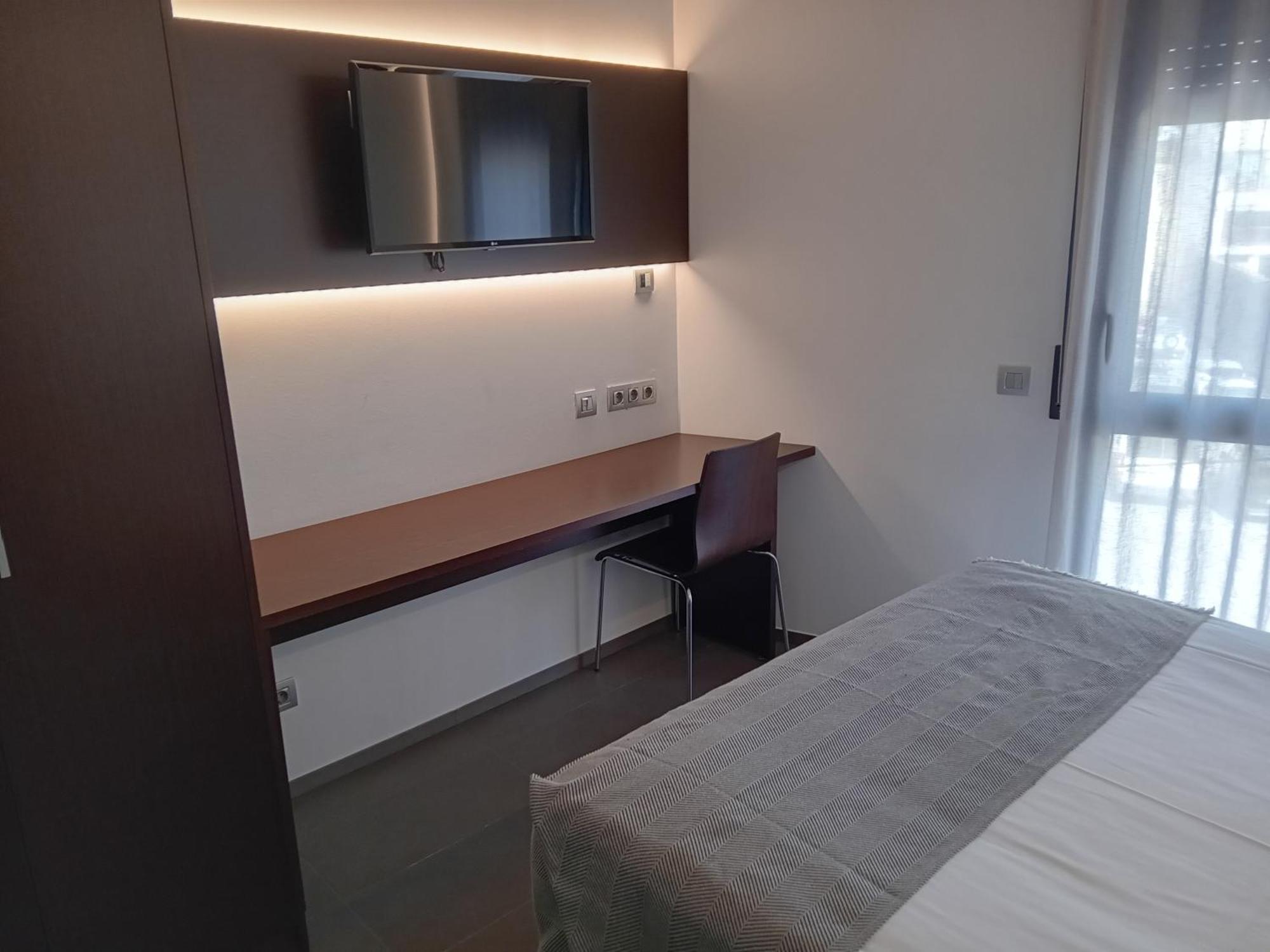 Hotel Olot Centre מראה חיצוני תמונה